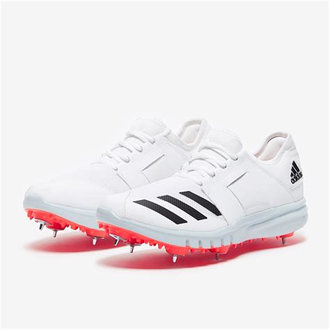 adidas howzat cricket spikes